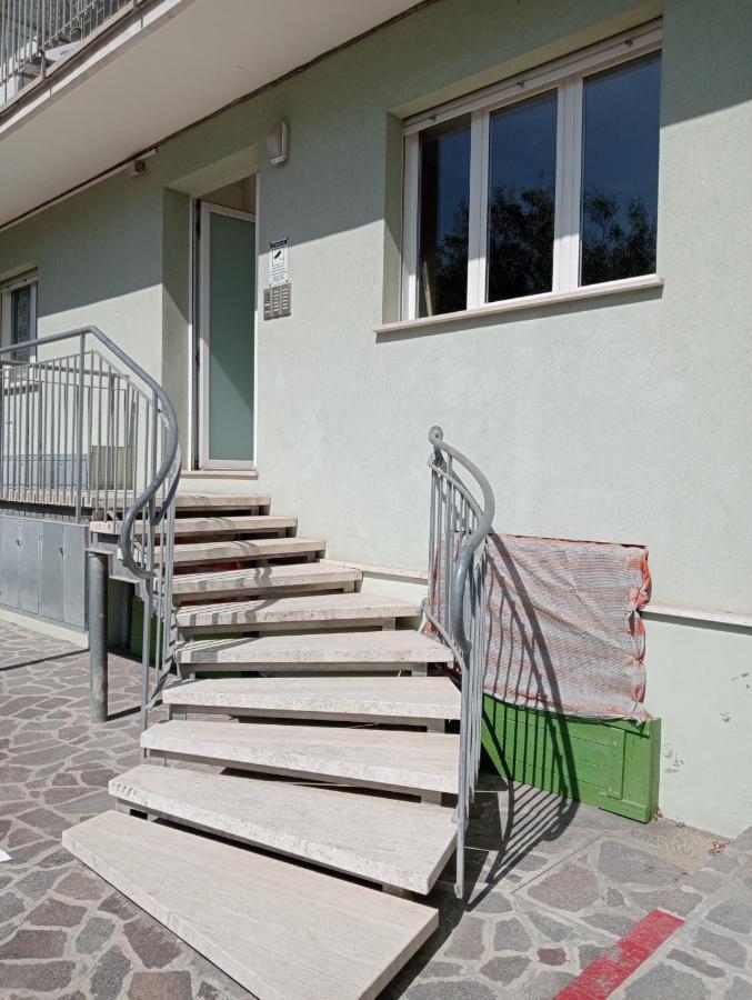 Appartamenti Carlotta Rímini Exterior foto